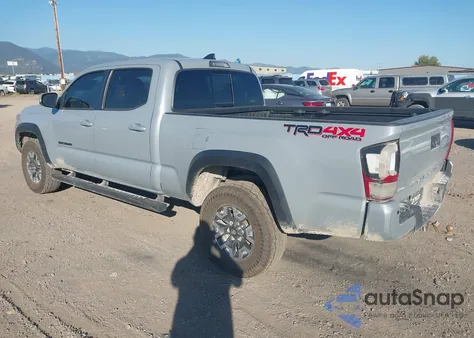 2018 Toyota Tacoma Trd Off Road z USA, uszkodzony, nr VIN 3TMDZ5BN9JM053856
